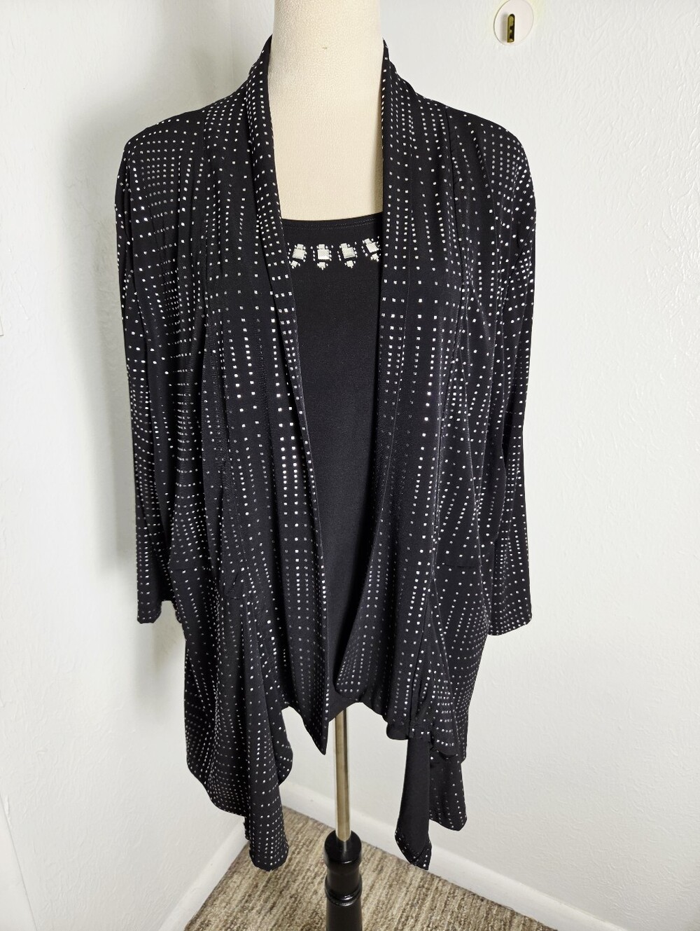 JM Collection Black & Silver Studded Waterfall Jacket with Tank, Size XL - Picture 2 of 11